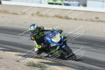 media/Oct-30-2025-Racers Edge (Thu) [[dabbdaf680]]/2-A Group/Session 3 (Turn 15 Inside)/